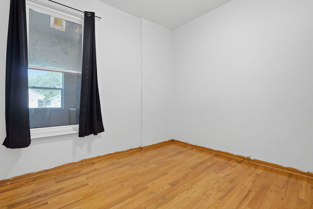 4522 S Union Avenue Property Photo 12