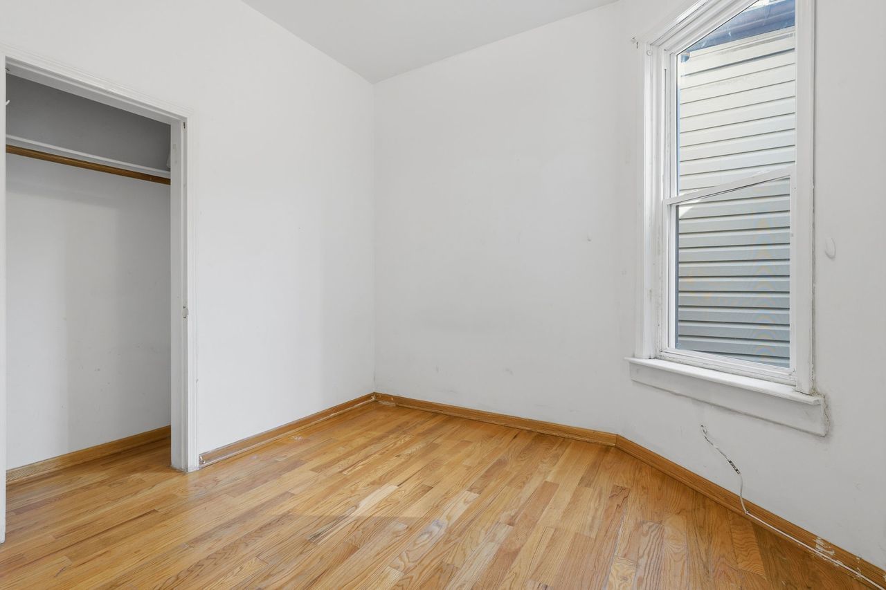 4522 S Union Avenue Property Photo 14