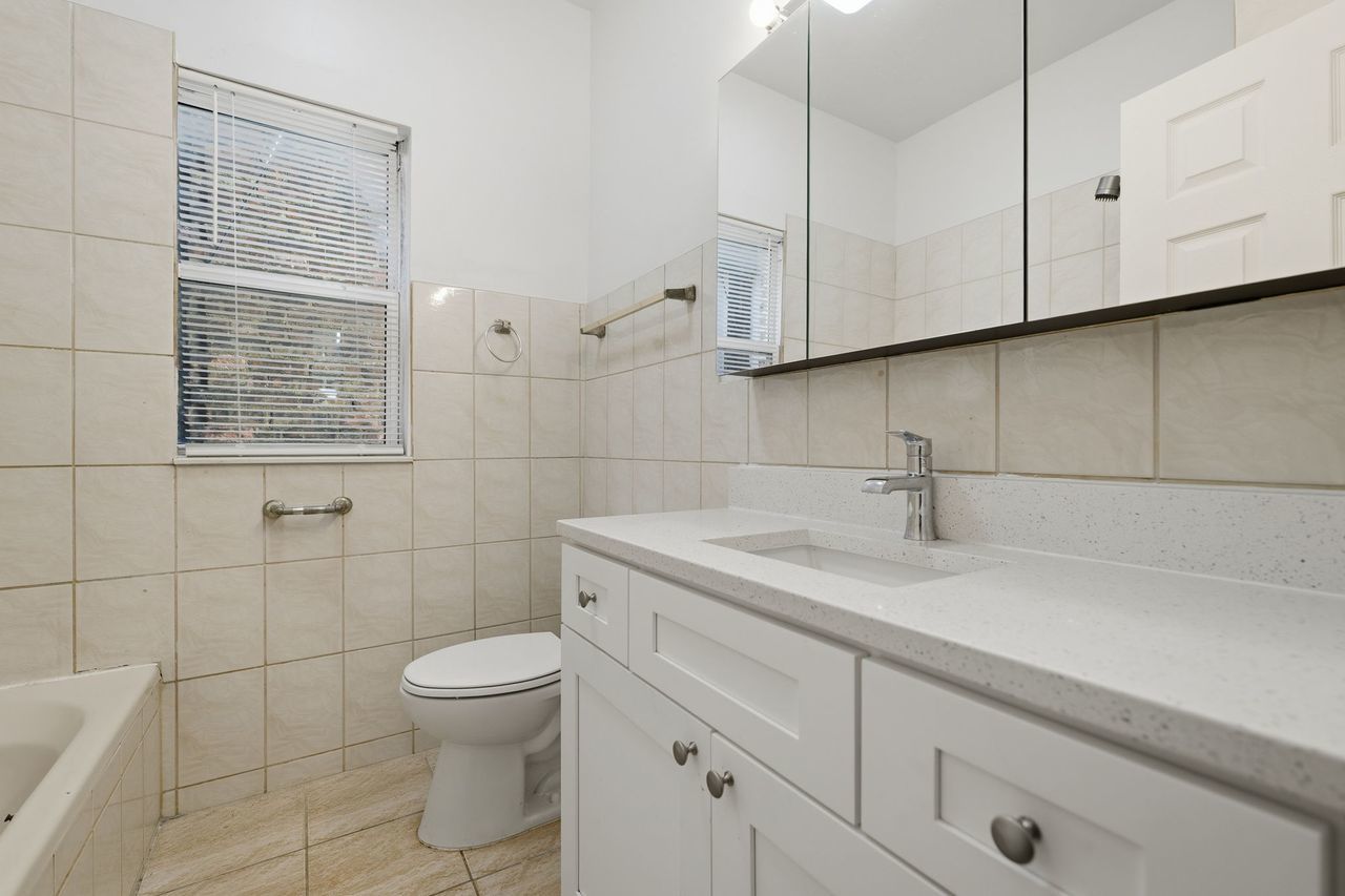 4522 S Union Avenue Property Photo 16
