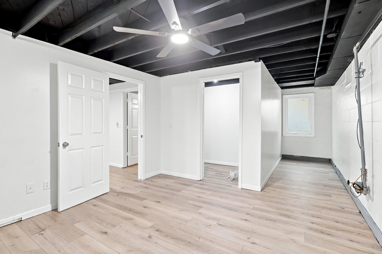 2512 N Howell Street Property Photo 43