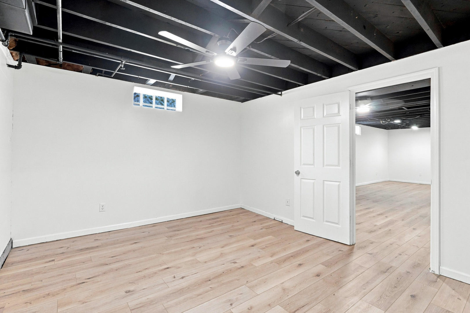 2512 N Howell Street Property Photo 44
