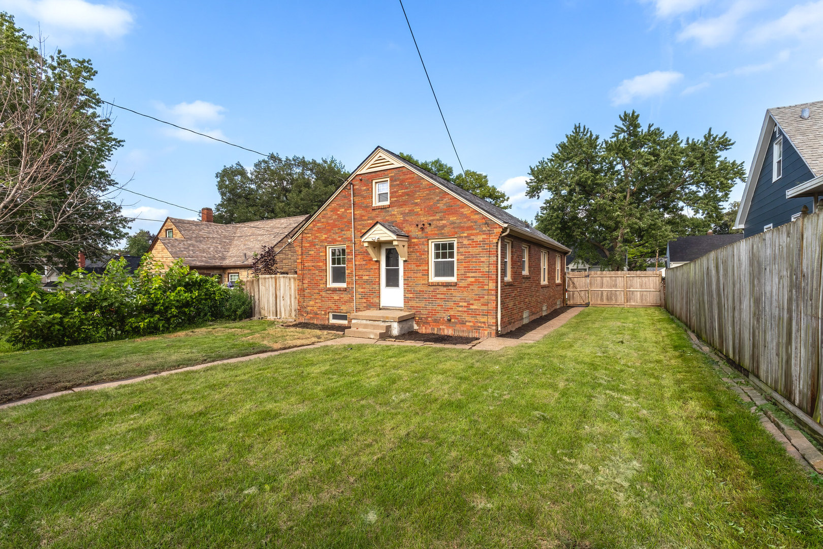 2512 N Howell Street Property Photo 46