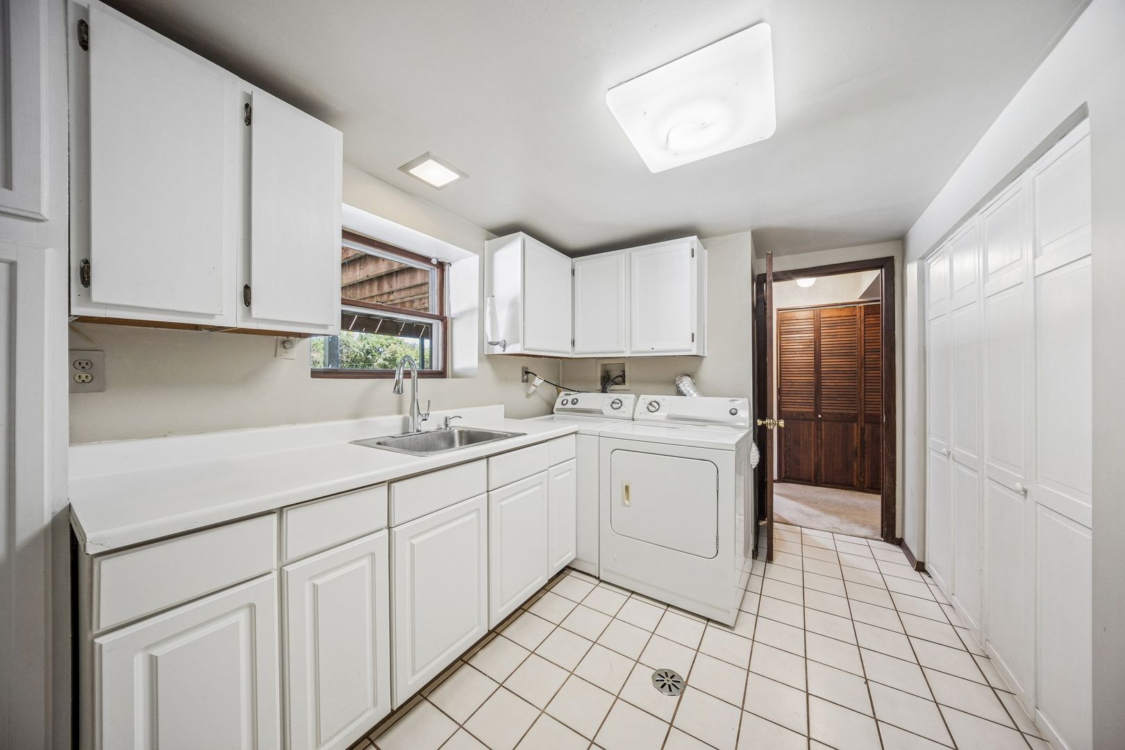 24454 W Hart Road Property Photo 20