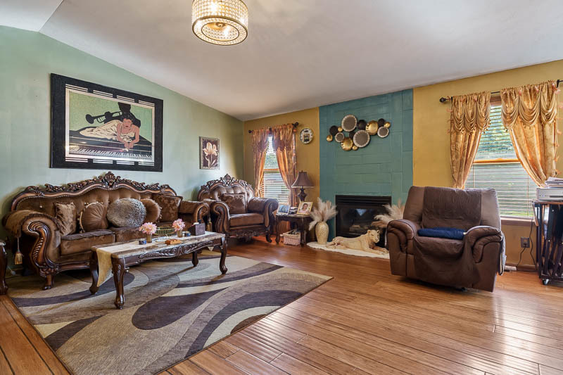 4222 Sunbury Drive Property Photo 12