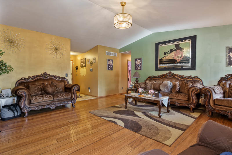 4222 Sunbury Drive Property Photo 15