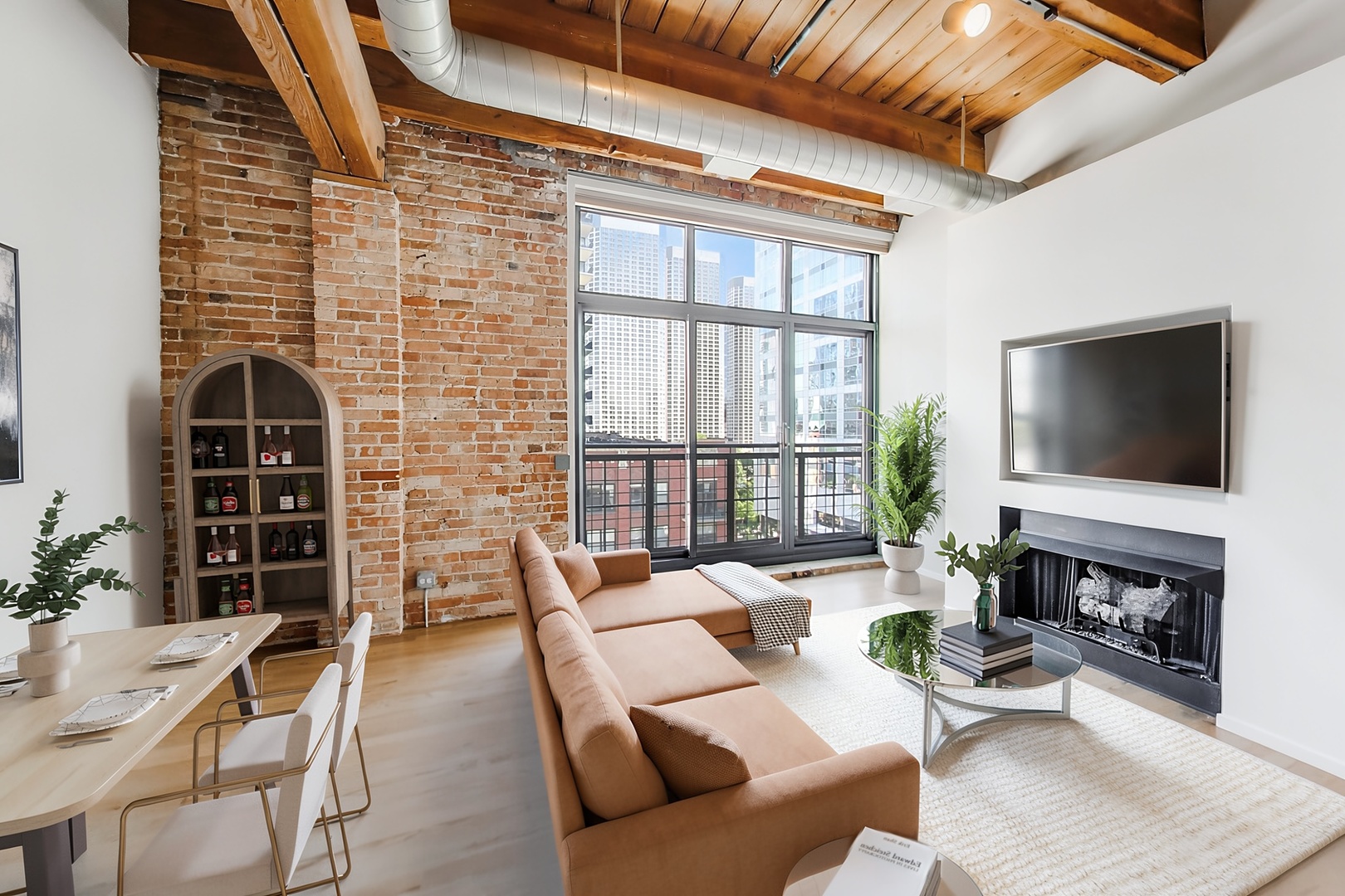 728 W Jackson Boulevard 724 Property Photo 11