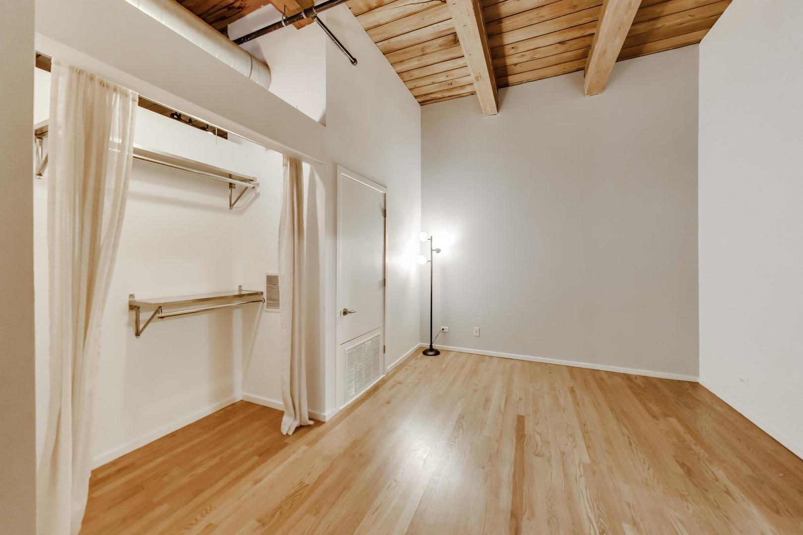 728 W Jackson Boulevard 724 Property Photo 17