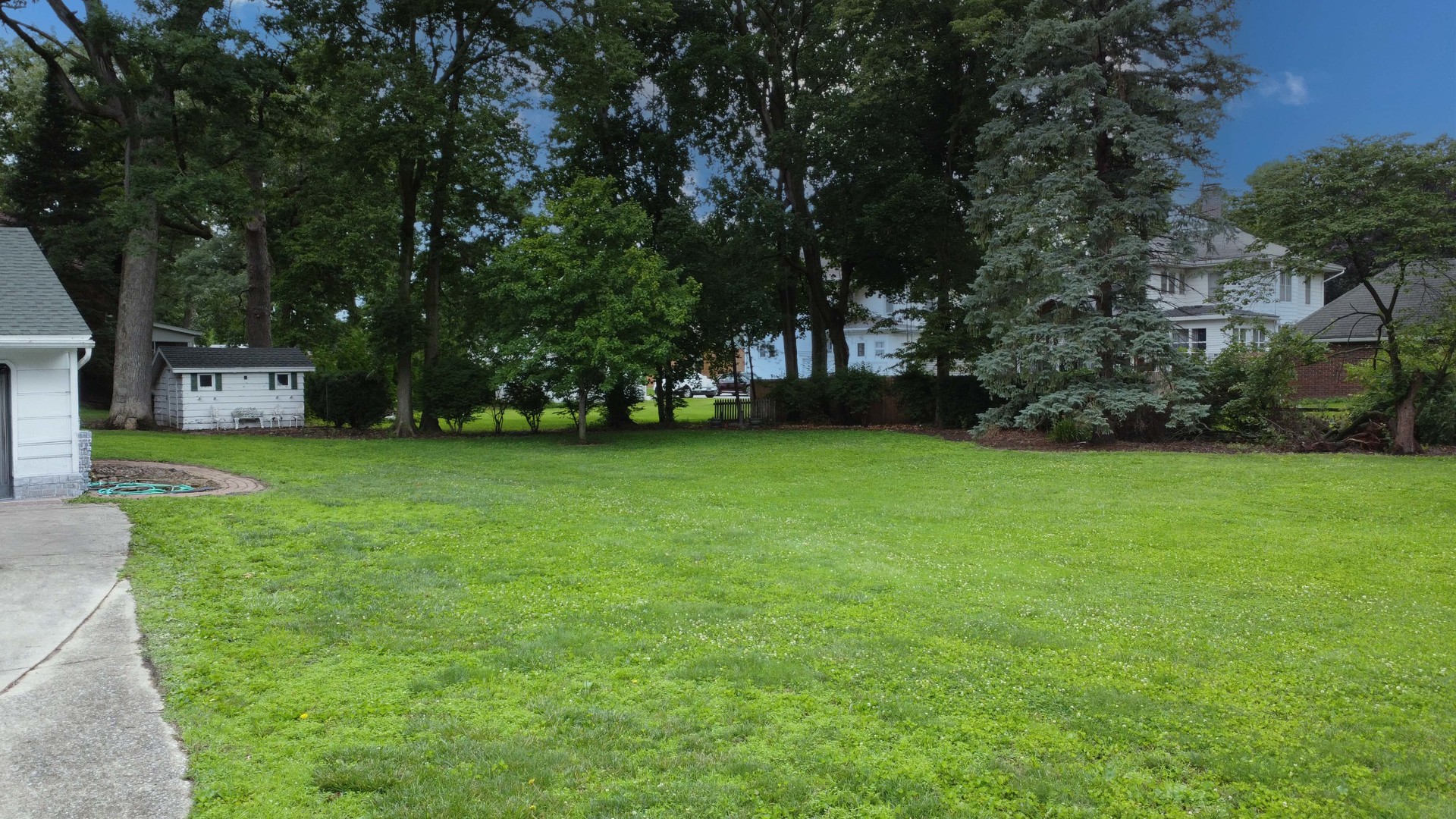 120 E Washington Avenue Property Photo 7