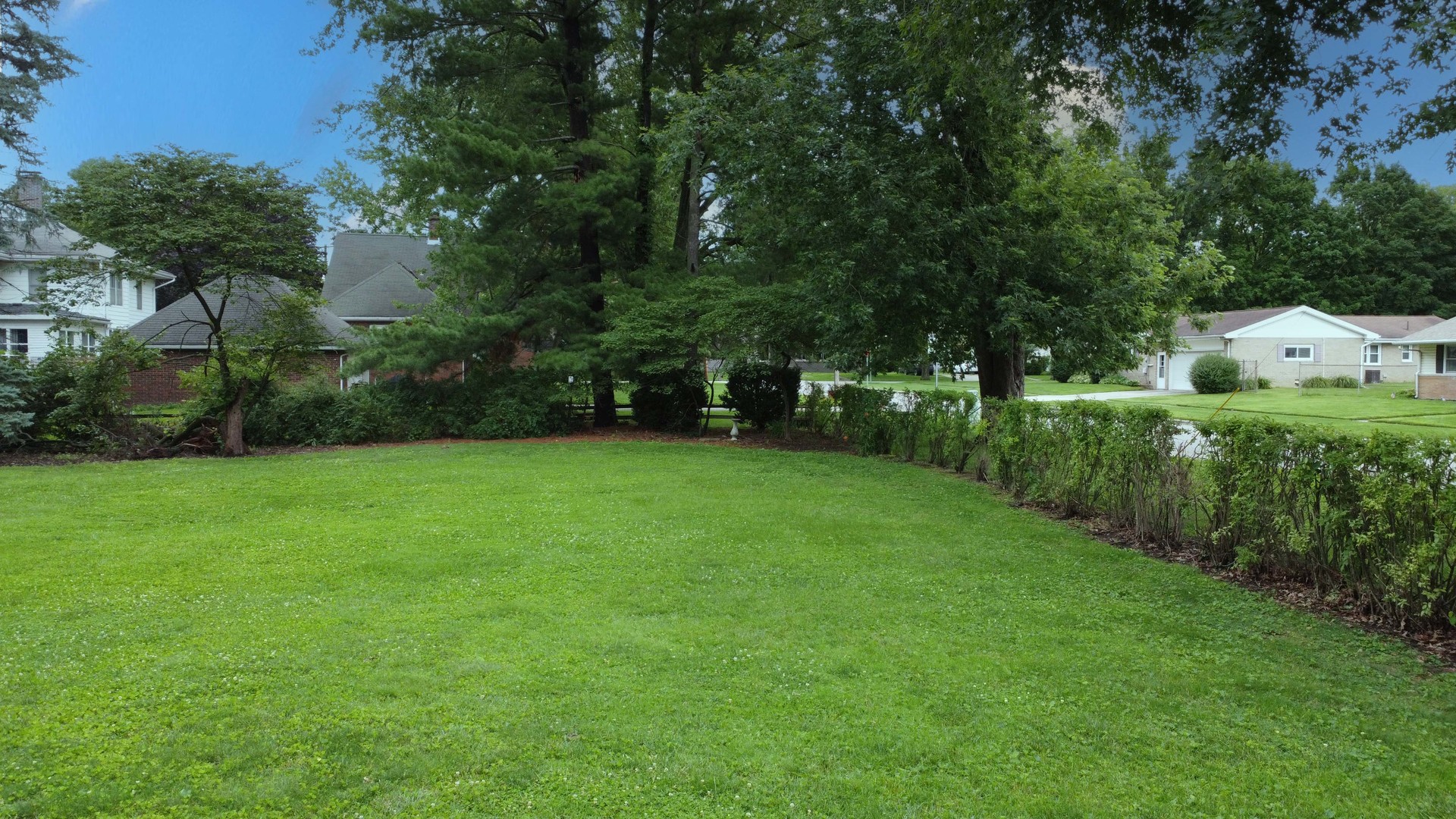 120 E Washington Avenue Property Photo 8
