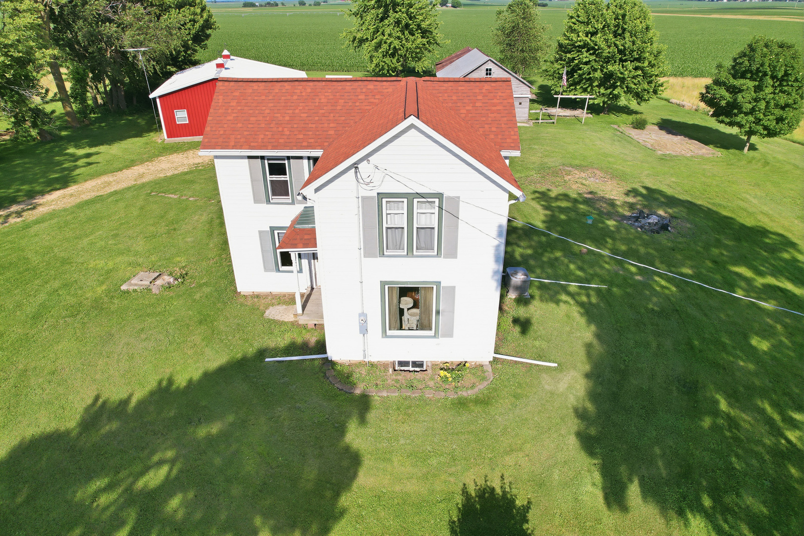 2074 Prairie Road Property Photo 6