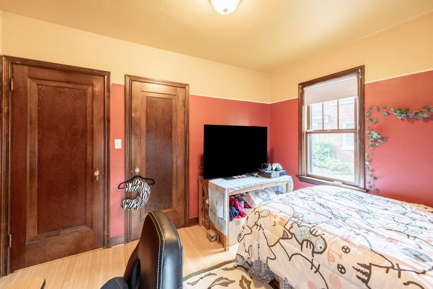 725 Augusta Avenue Property Photo 20