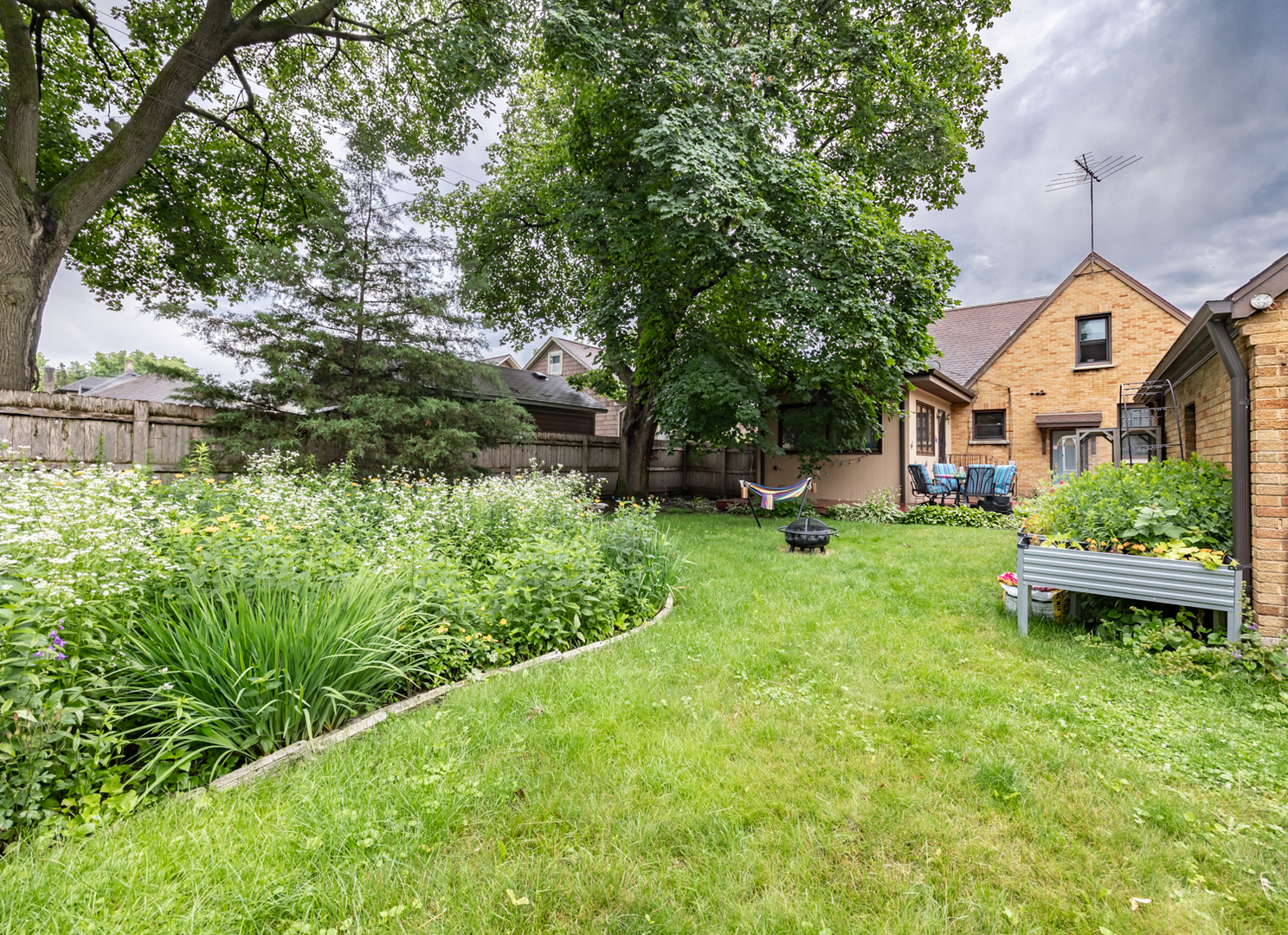 725 Augusta Avenue Property Photo 34