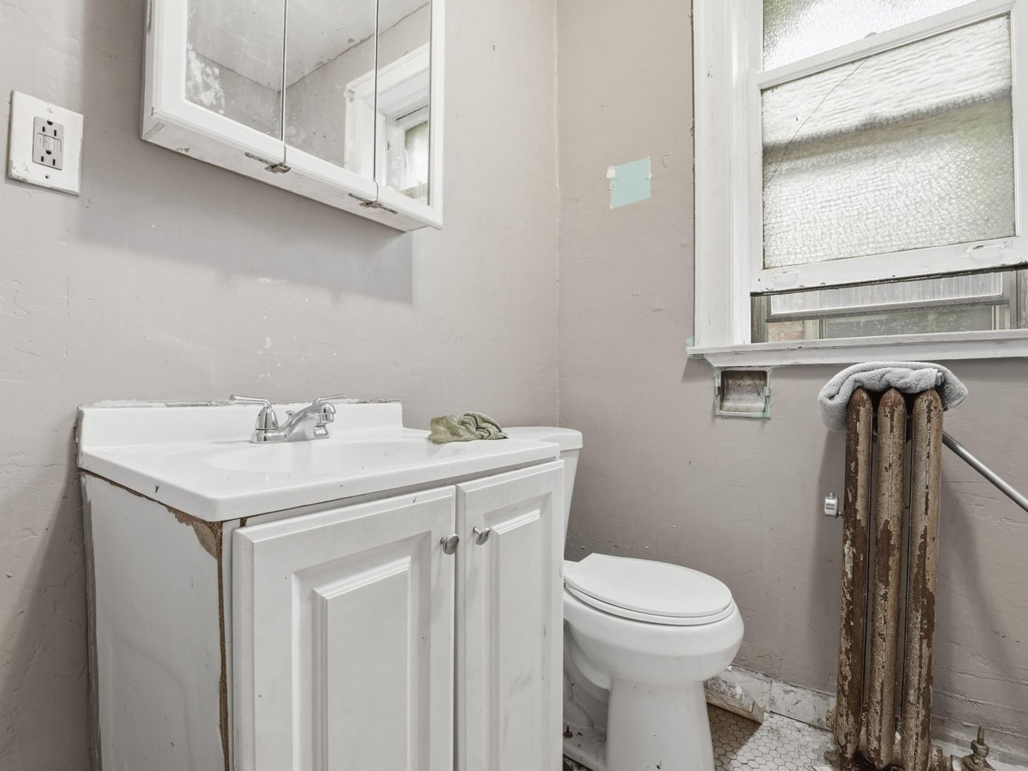 7842 S Constance Avenue Property Photo 23