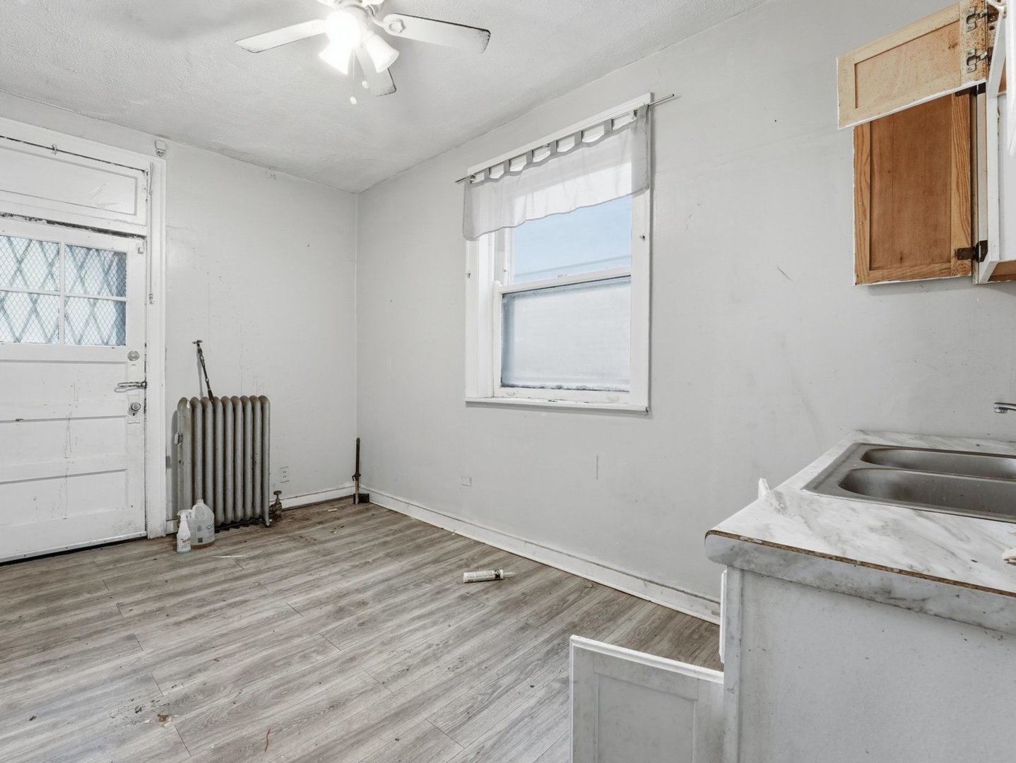7842 S Constance Avenue Property Photo 38