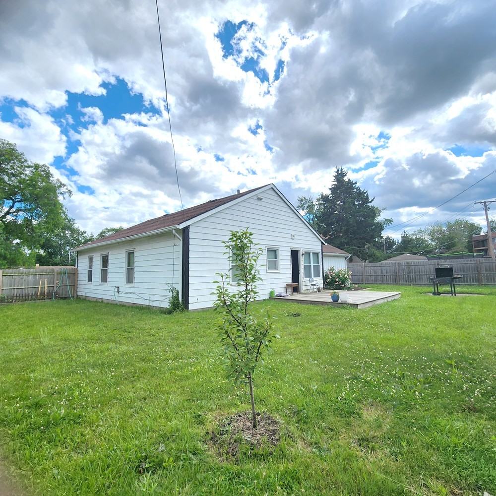 512 Cherry Circle Property Photo 12