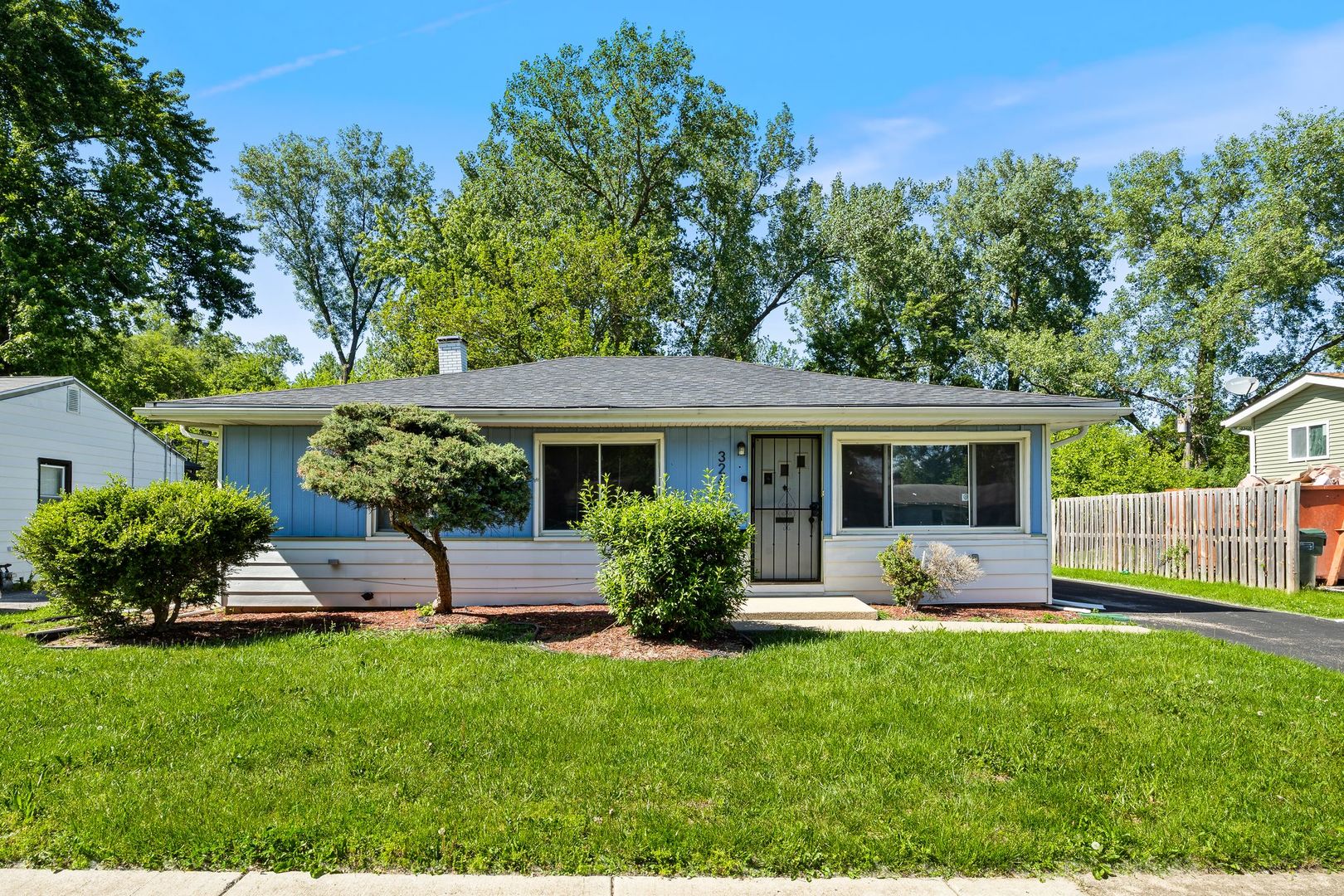 3242 Roesner Drive Property Photo 1