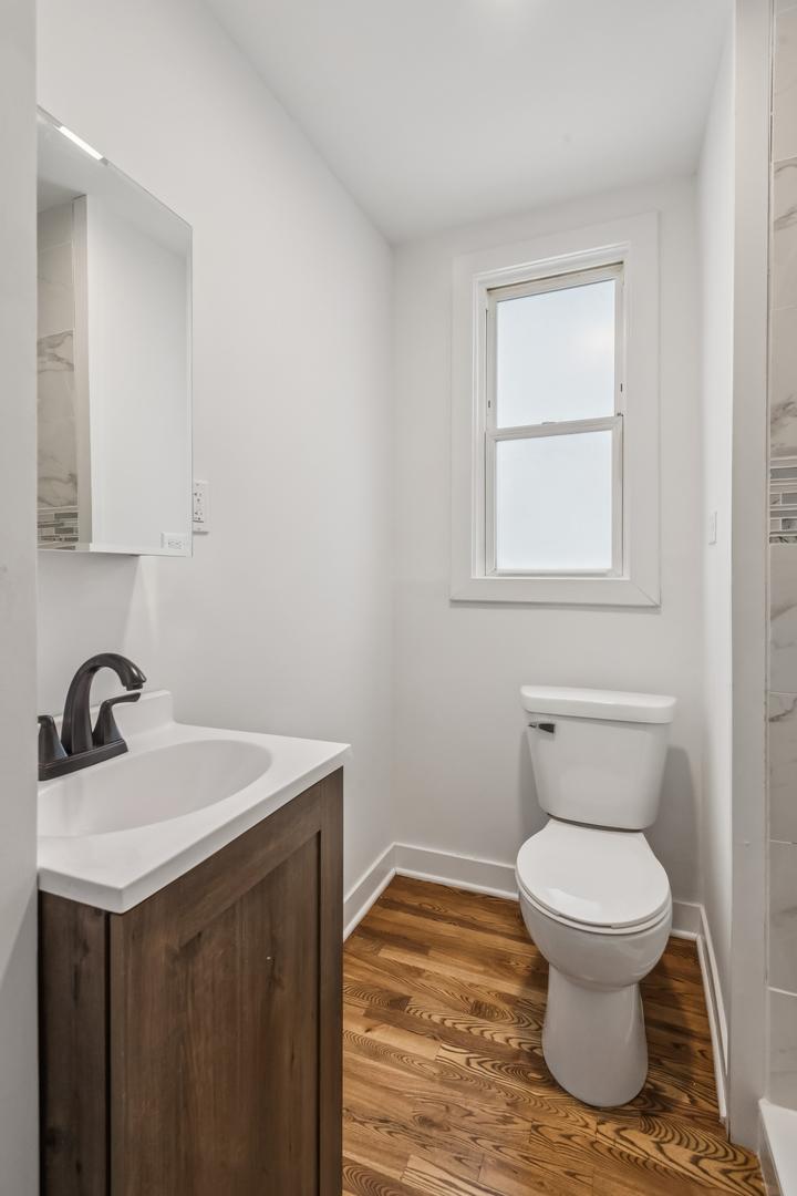 311 E 120th Place Property Photo 11