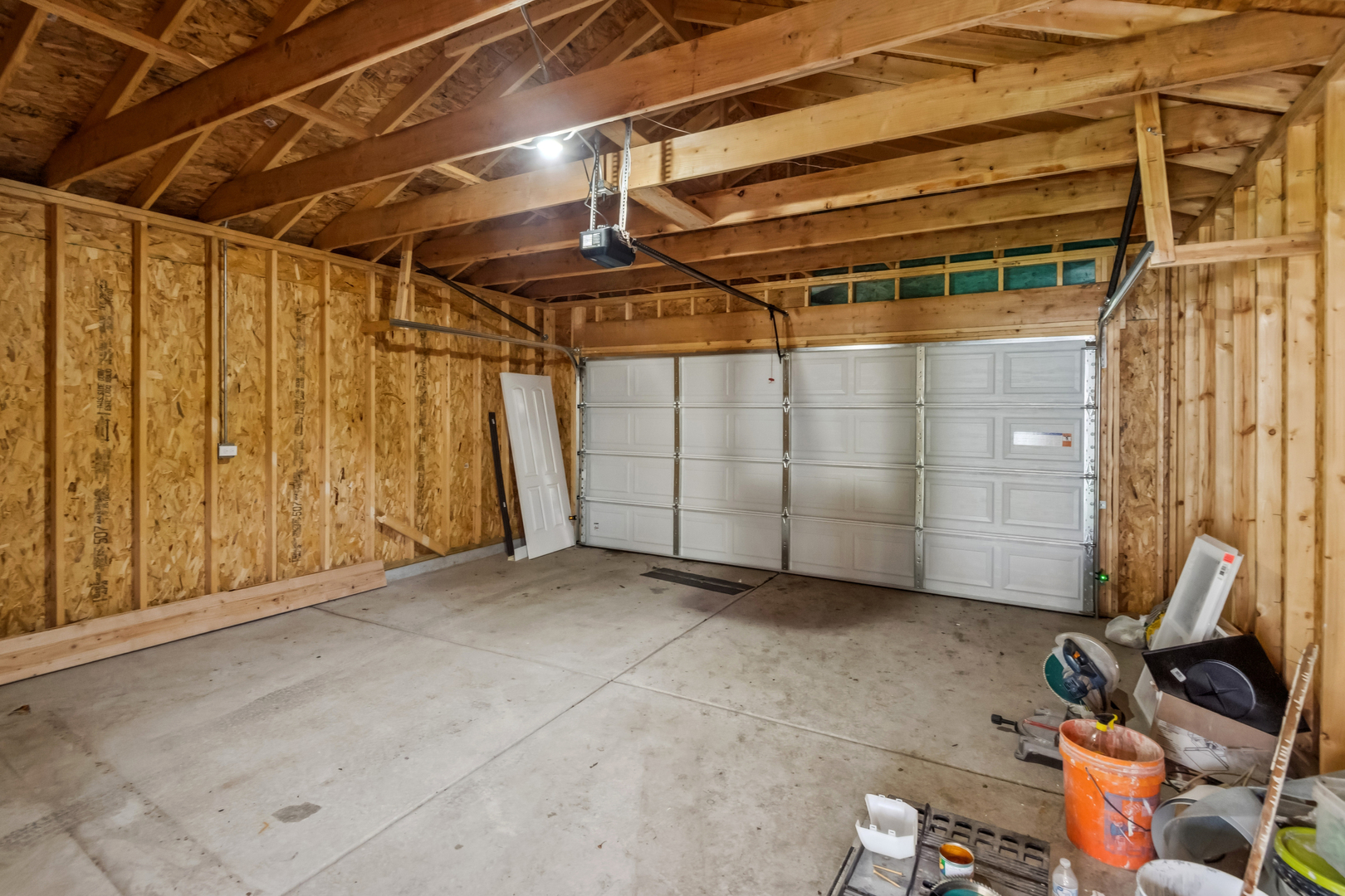 311 E 120th Place Property Photo 25