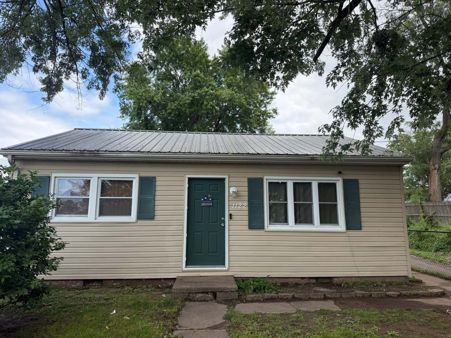 1122 N 17th Street Property Photo 2