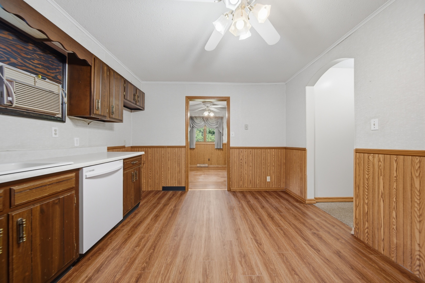 2087 Blackhawk Lane Property Photo 9