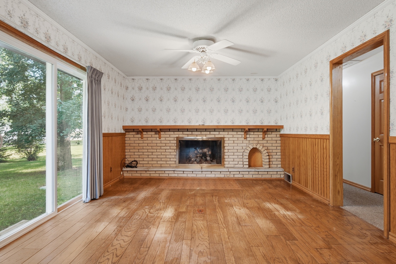 2087 Blackhawk Lane Property Photo 12