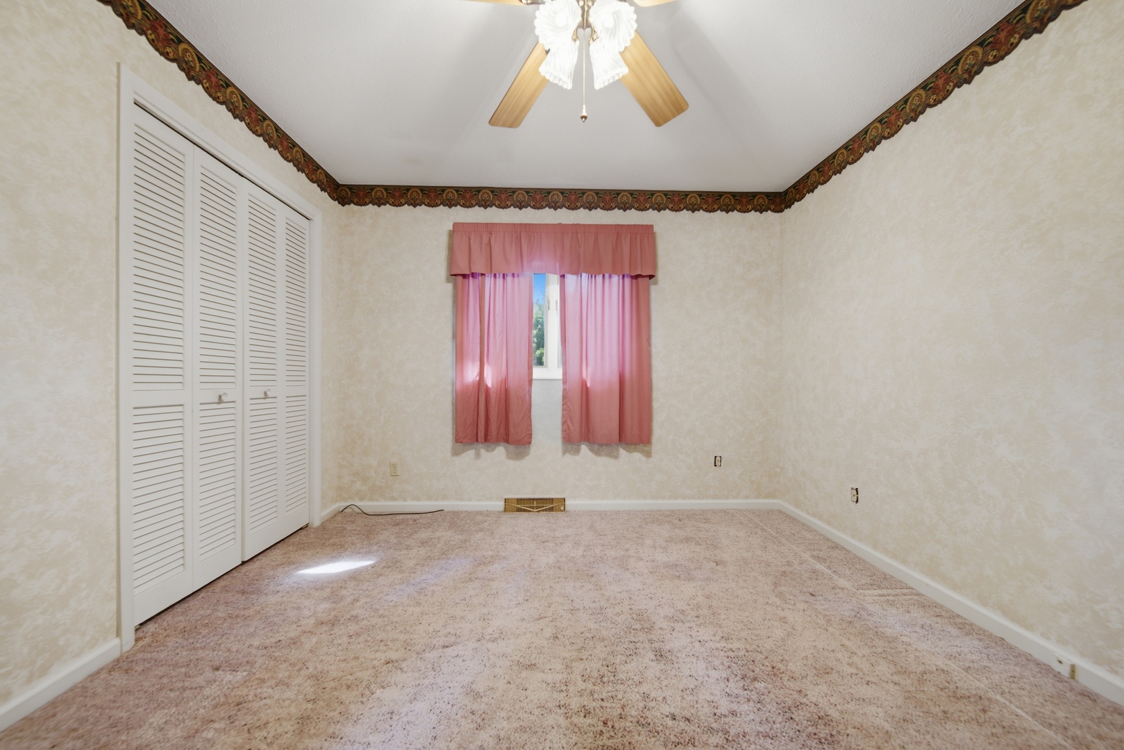 2087 Blackhawk Lane Property Photo 19