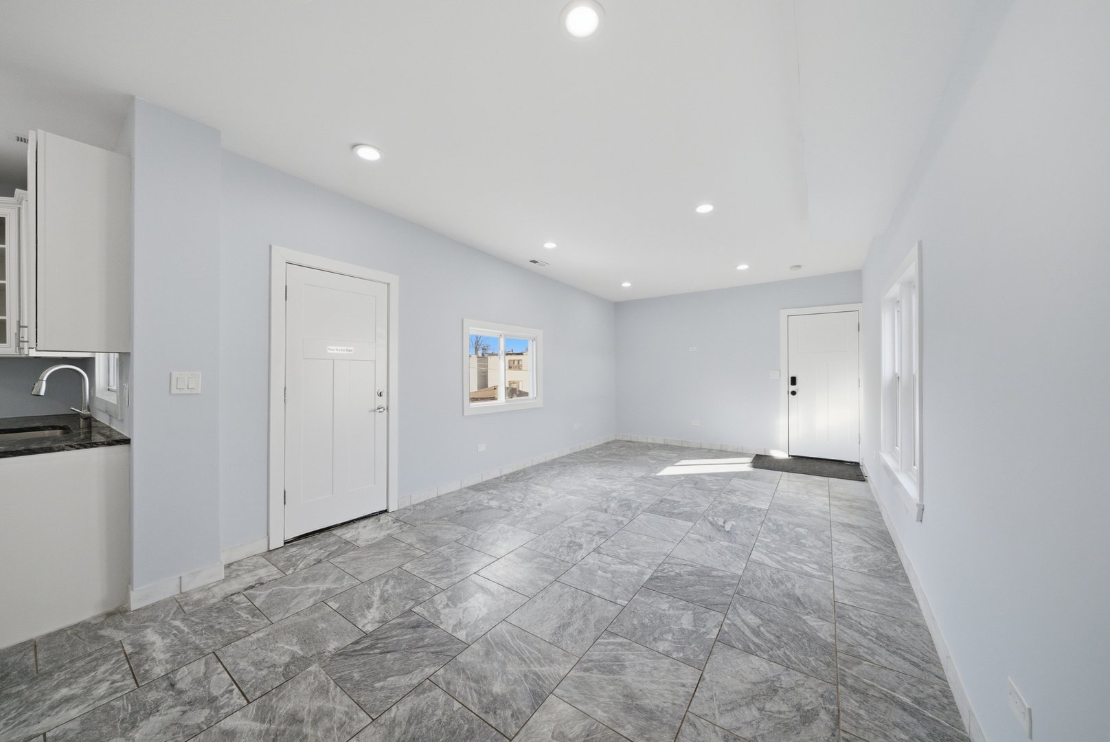 5108 W Fullerton Avenue Property Photo 14