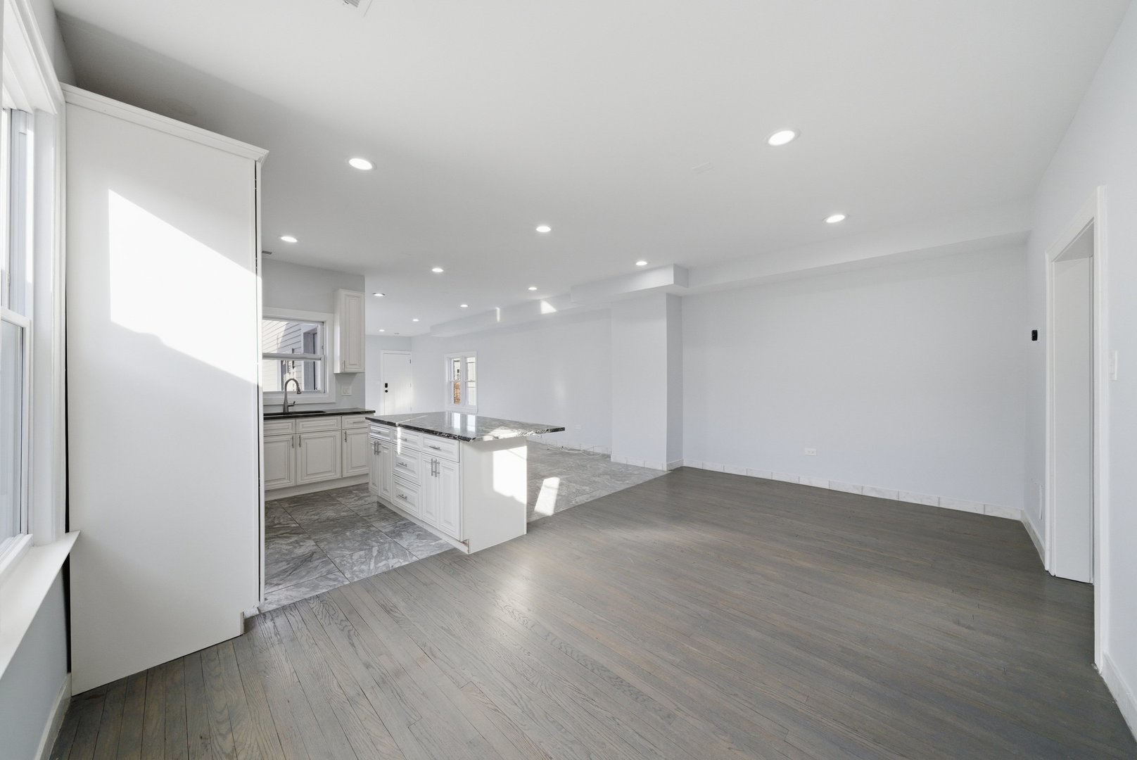 5108 W Fullerton Avenue Property Photo 15