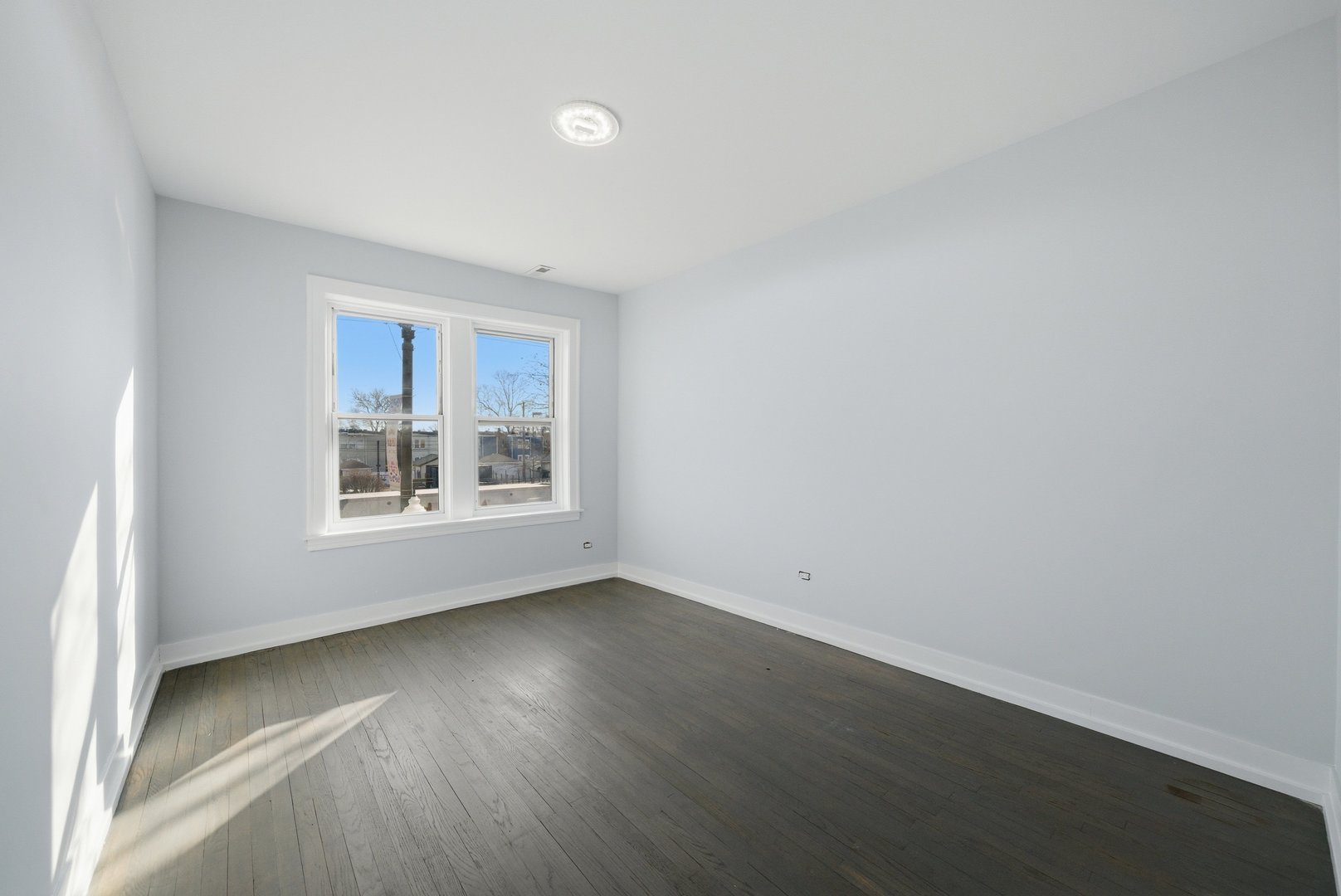 5108 W Fullerton Avenue Property Photo 19
