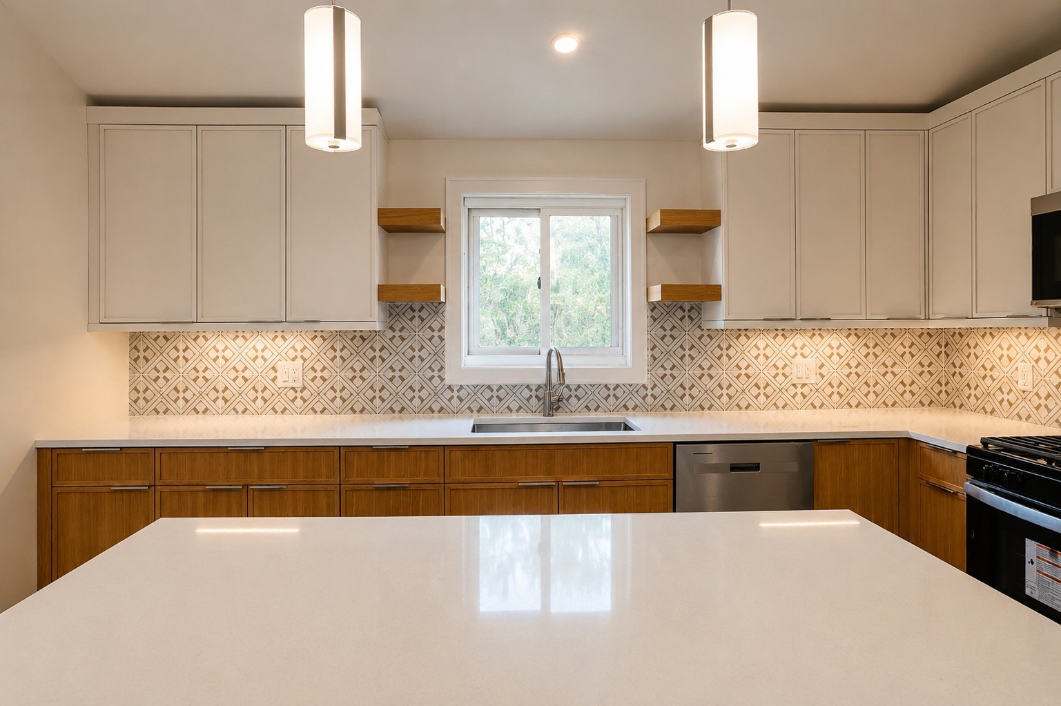 43348 N Forest Drive Property Photo 10