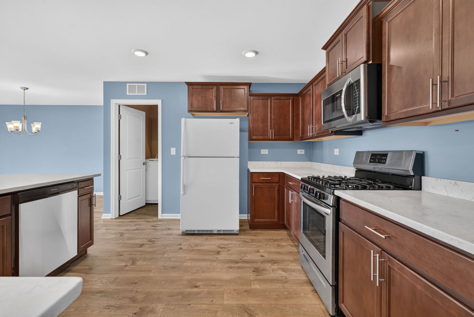 1935 Moran Drive Property Photo 12