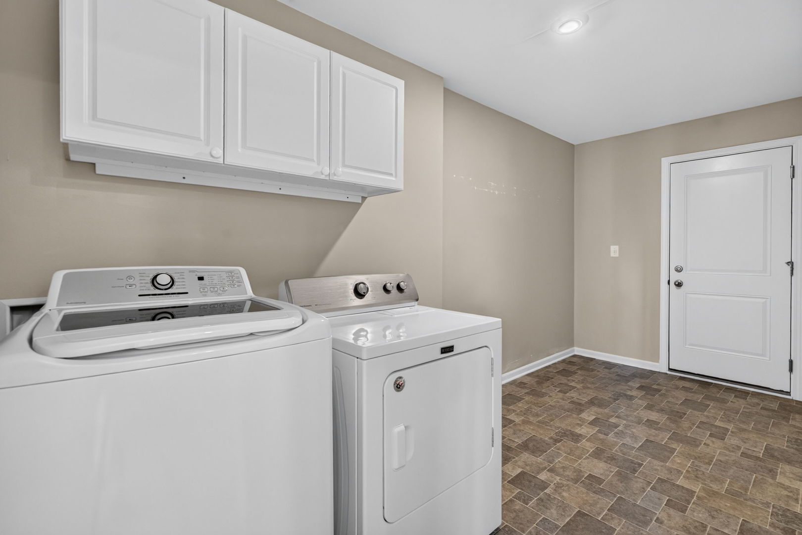 1935 Moran Drive Property Photo 33