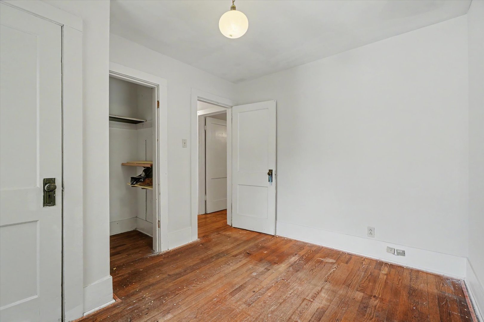402 W Vermont Avenue Property Photo 18