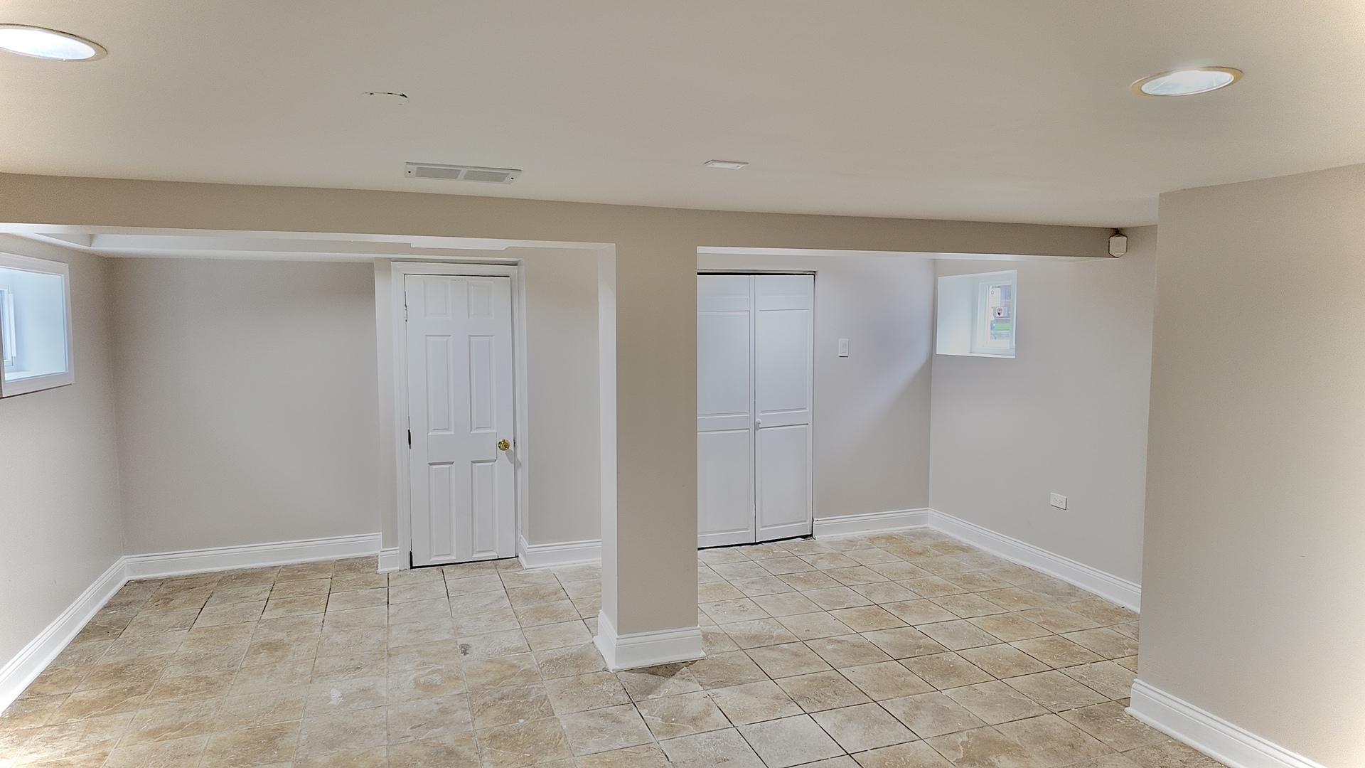 1507 N 15th Avenue Property Photo 17
