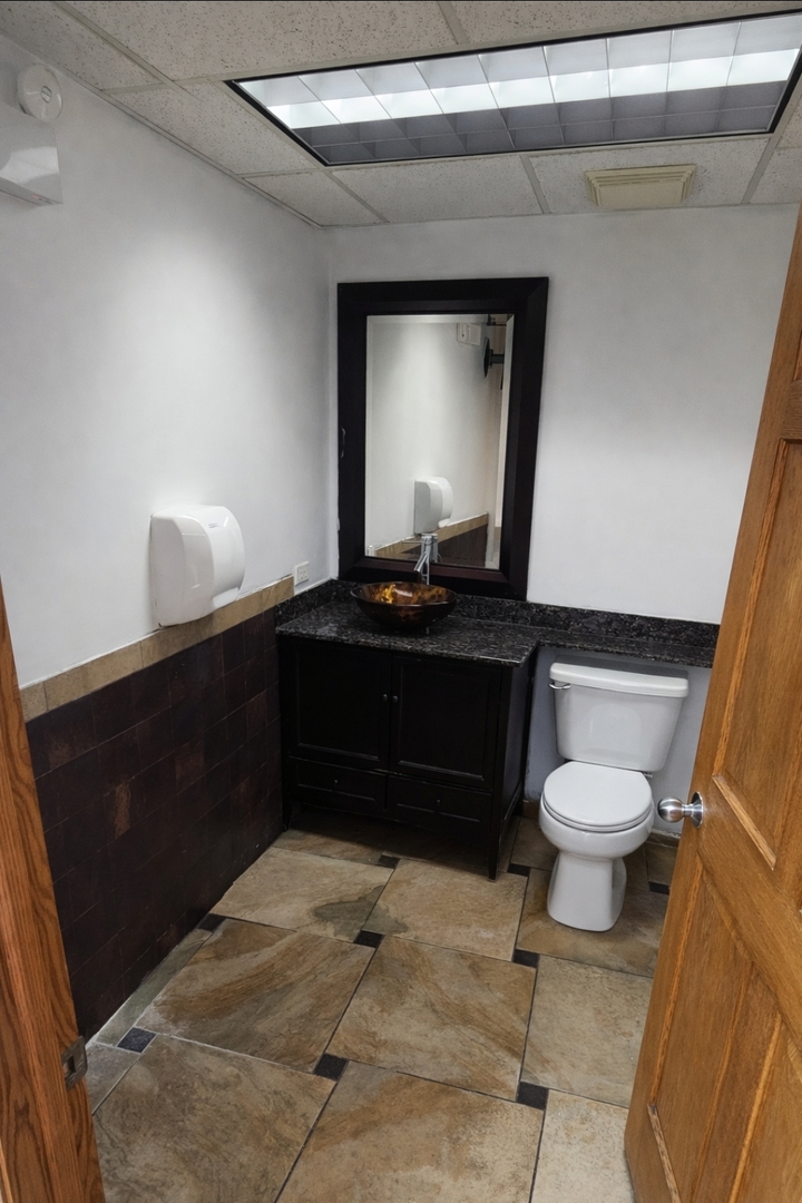 7318 W Irving Park Road Property Photo 5