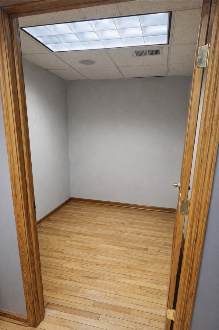 7318 W Irving Park Road Property Photo 6