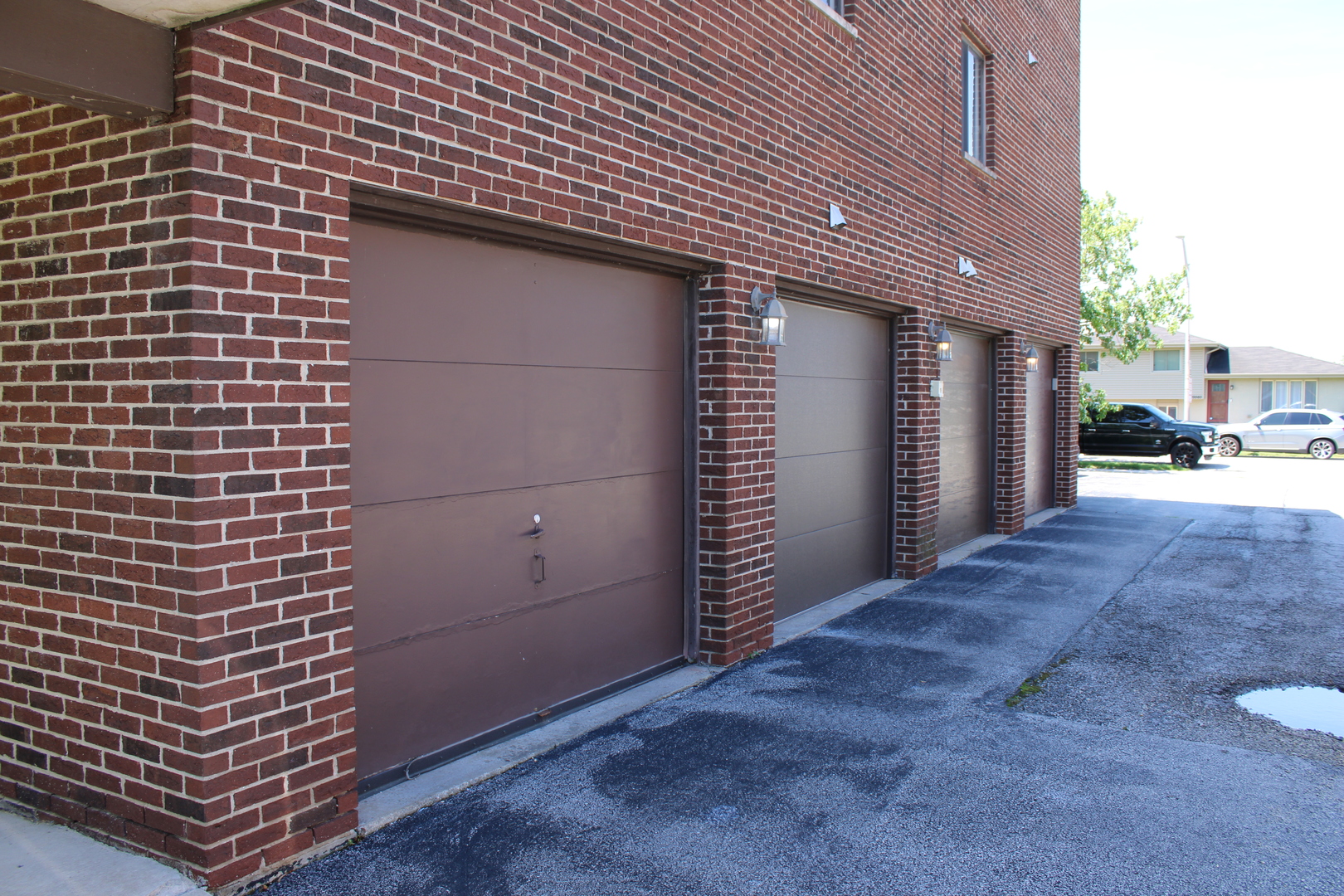19561 Lake Shore Drive 1s Property Photo 3