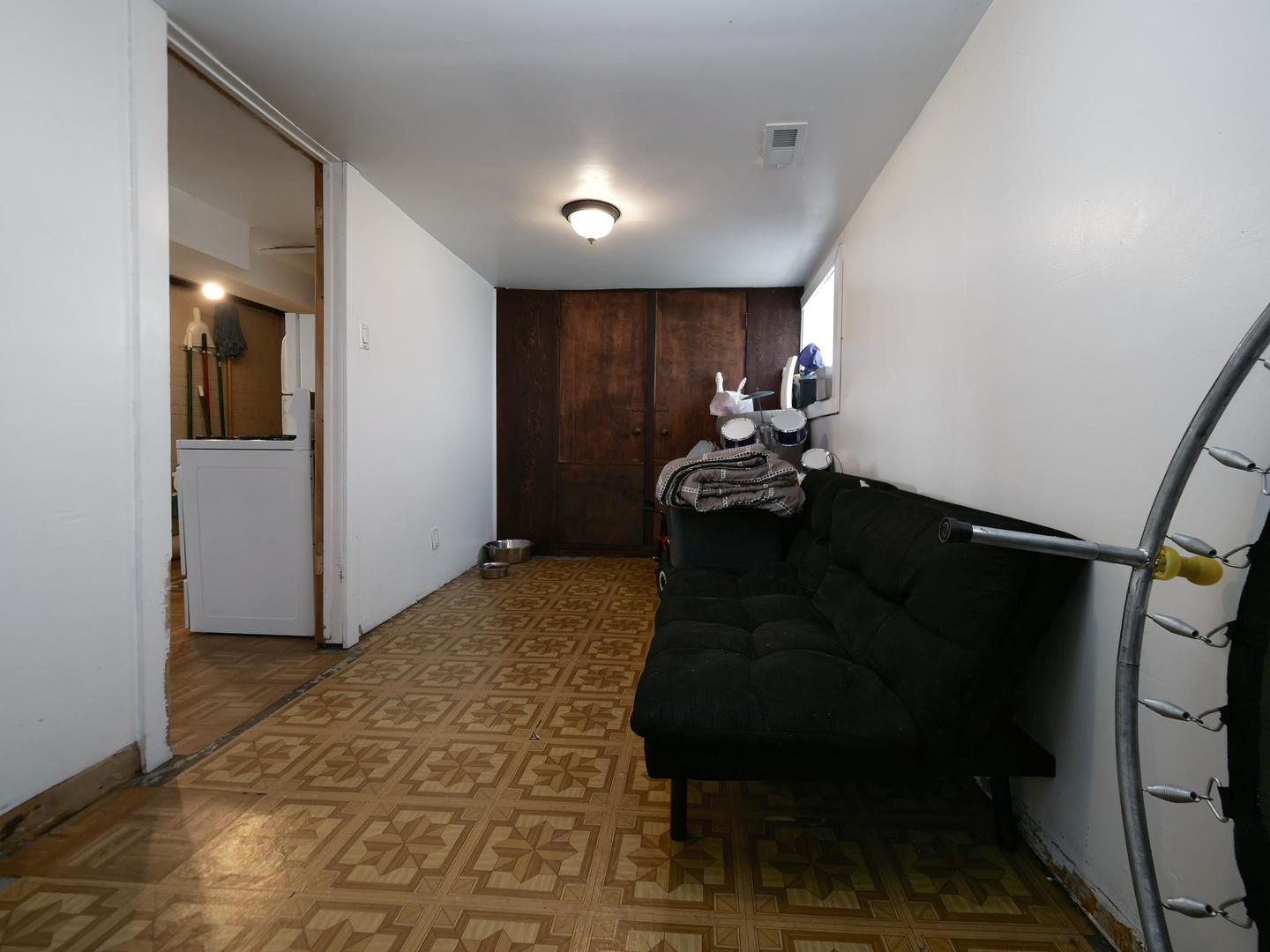 8126 S Chappel Avenue Property Photo 30