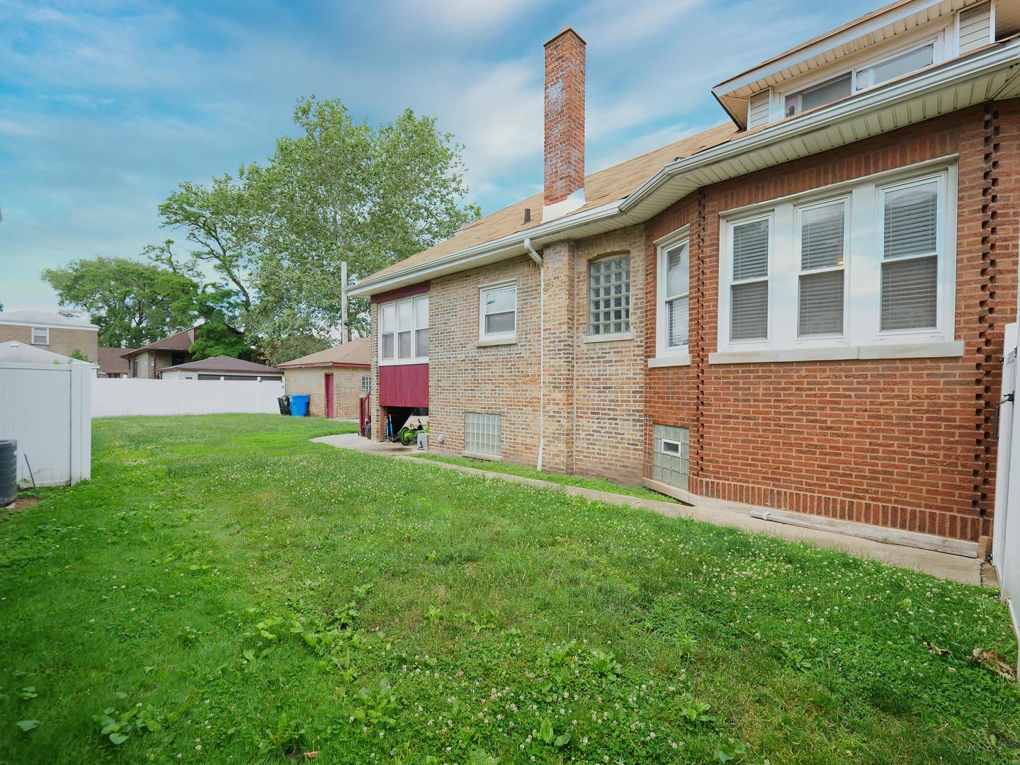8126 S Chappel Avenue Property Photo 33
