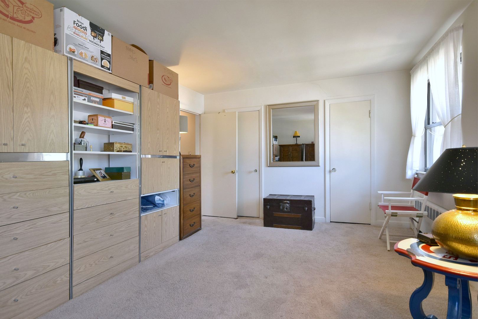 7315 W Dickens Avenue Property Photo 12