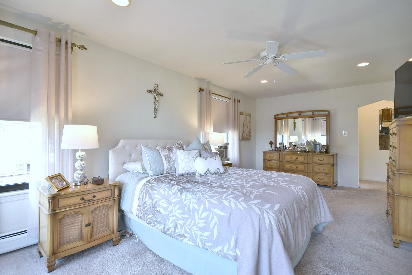 7315 W Dickens Avenue Property Photo 22