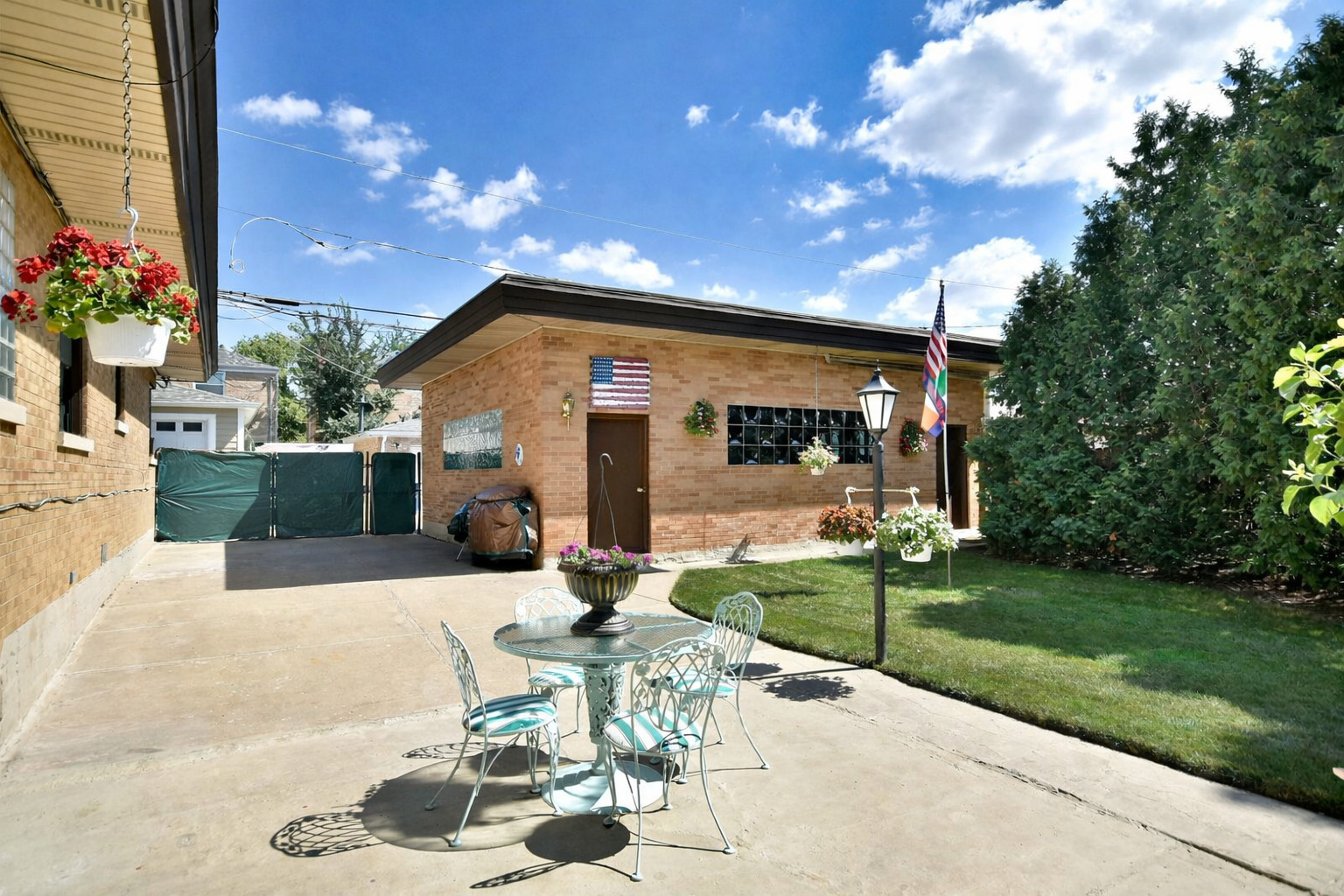 7315 W Dickens Avenue Property Photo 29