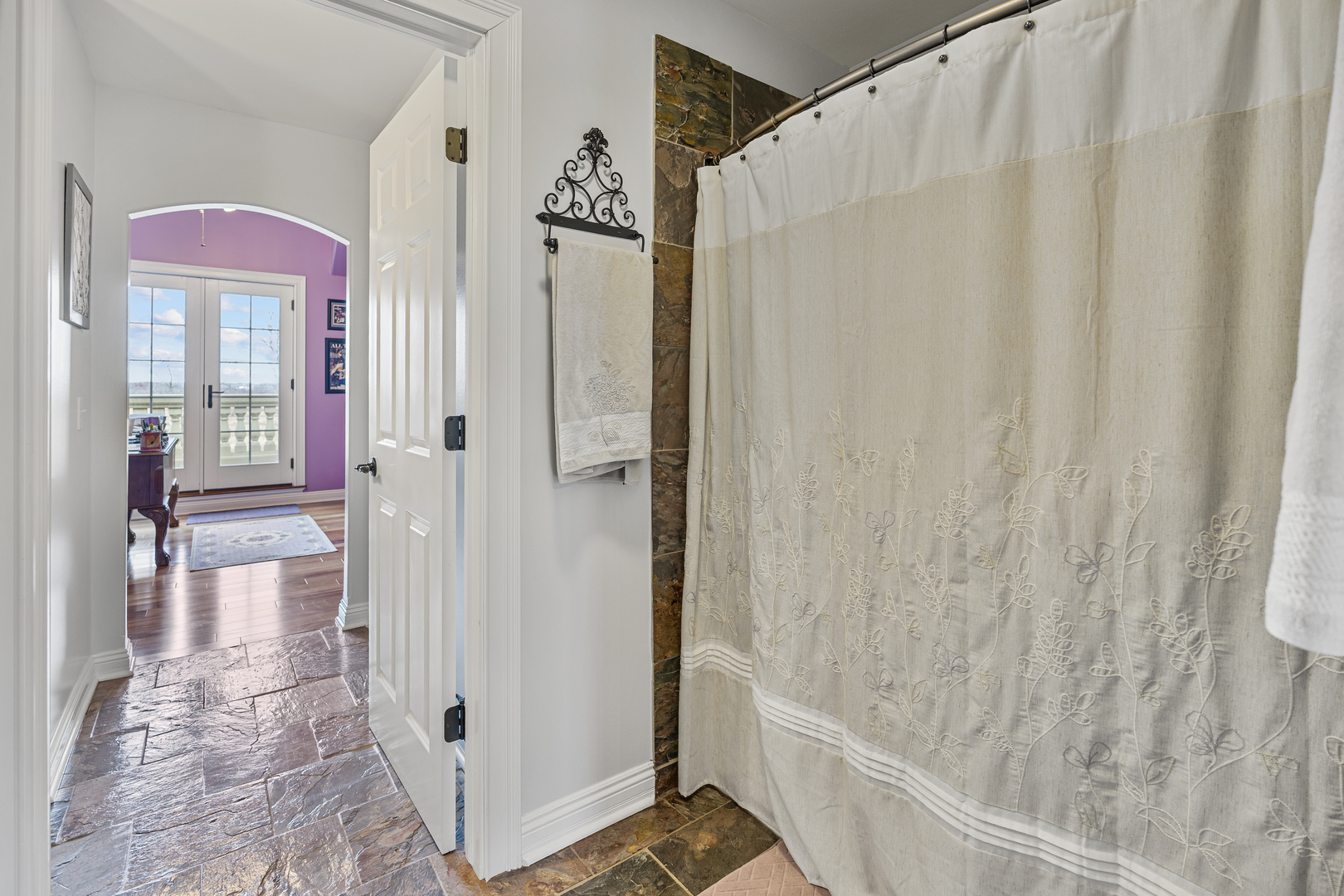 4220 Northgate Drive Property Photo 39