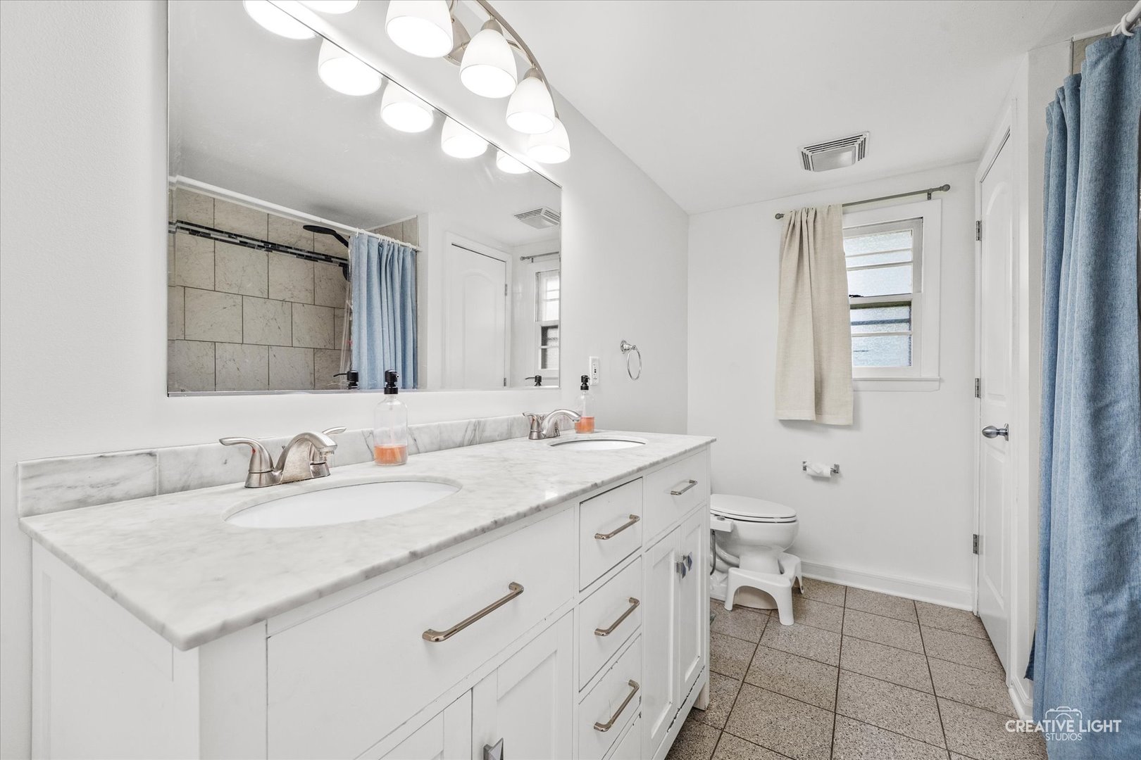19350 Jacquie Avenue Property Photo 12