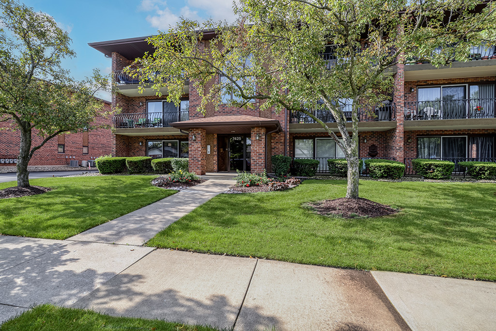 7425 Tiffany Drive 1d Property Photo 1