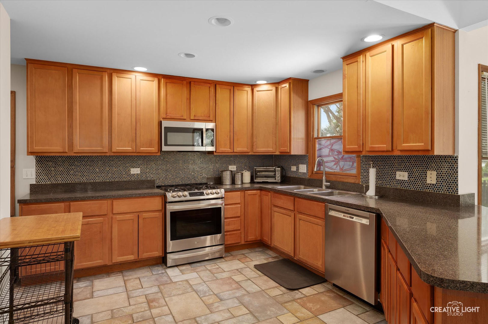 24456 Tufton Street Property Photo 9