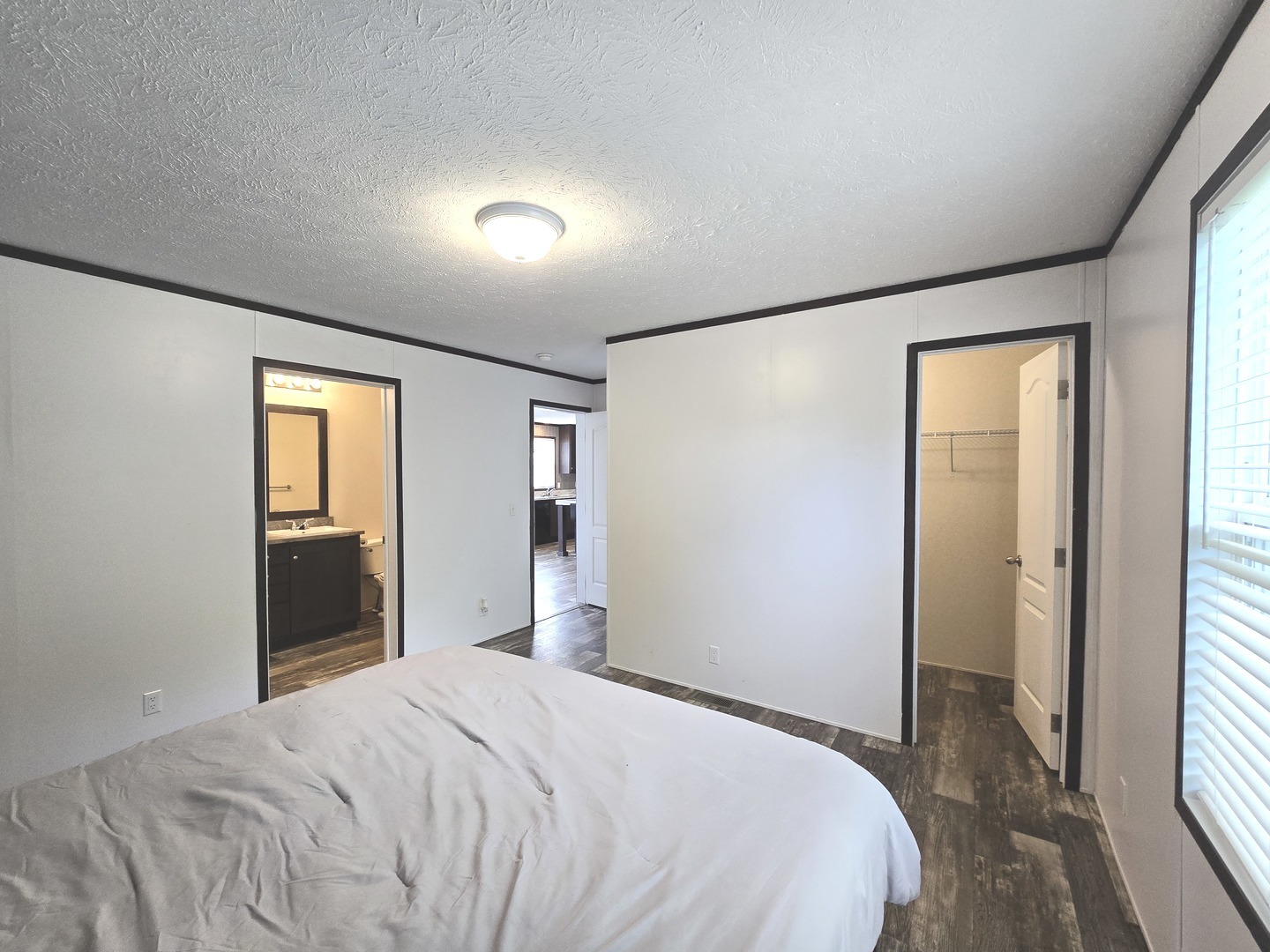 314 Huston Court Property Photo 6