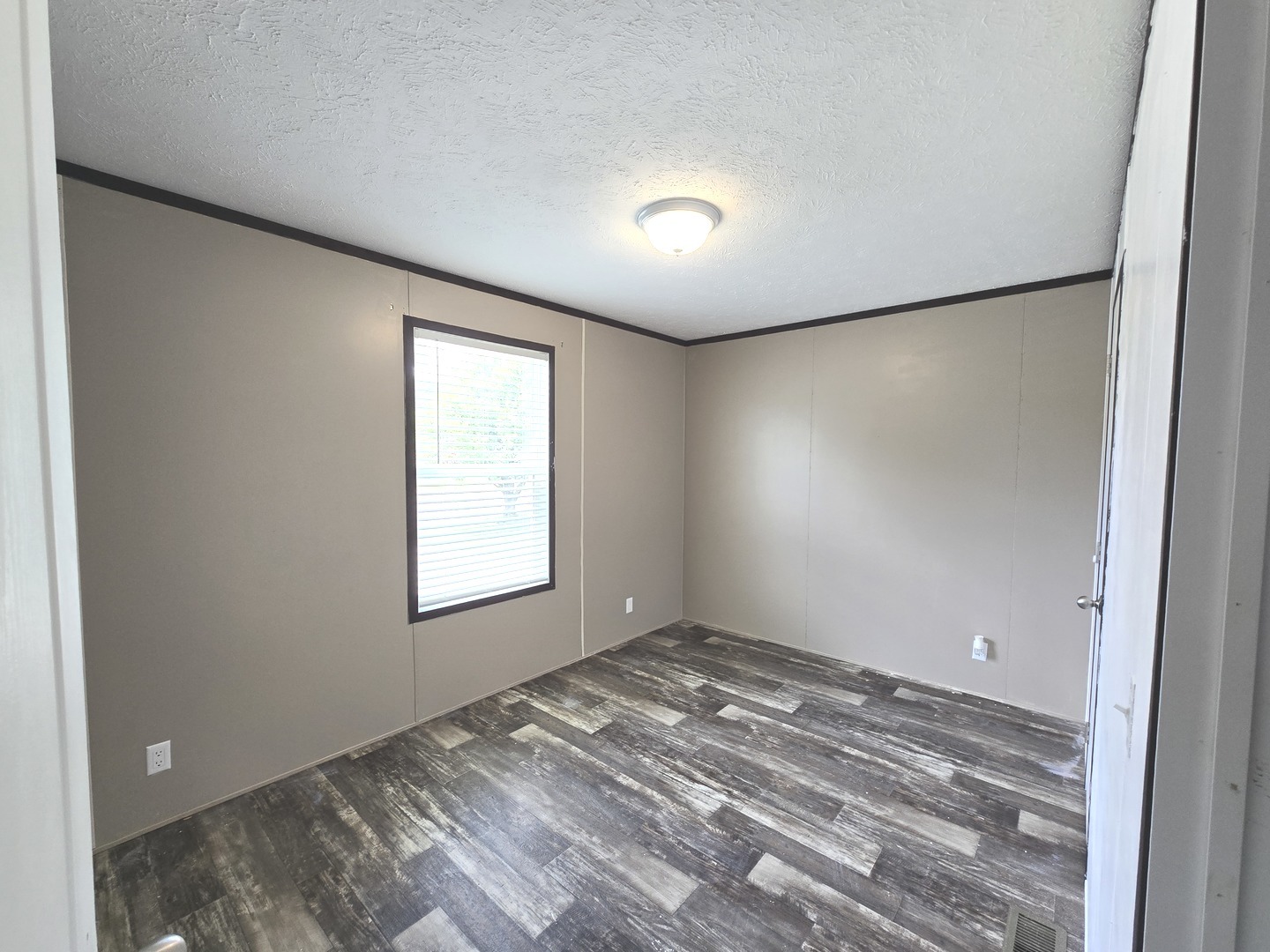 314 Huston Court Property Photo 8