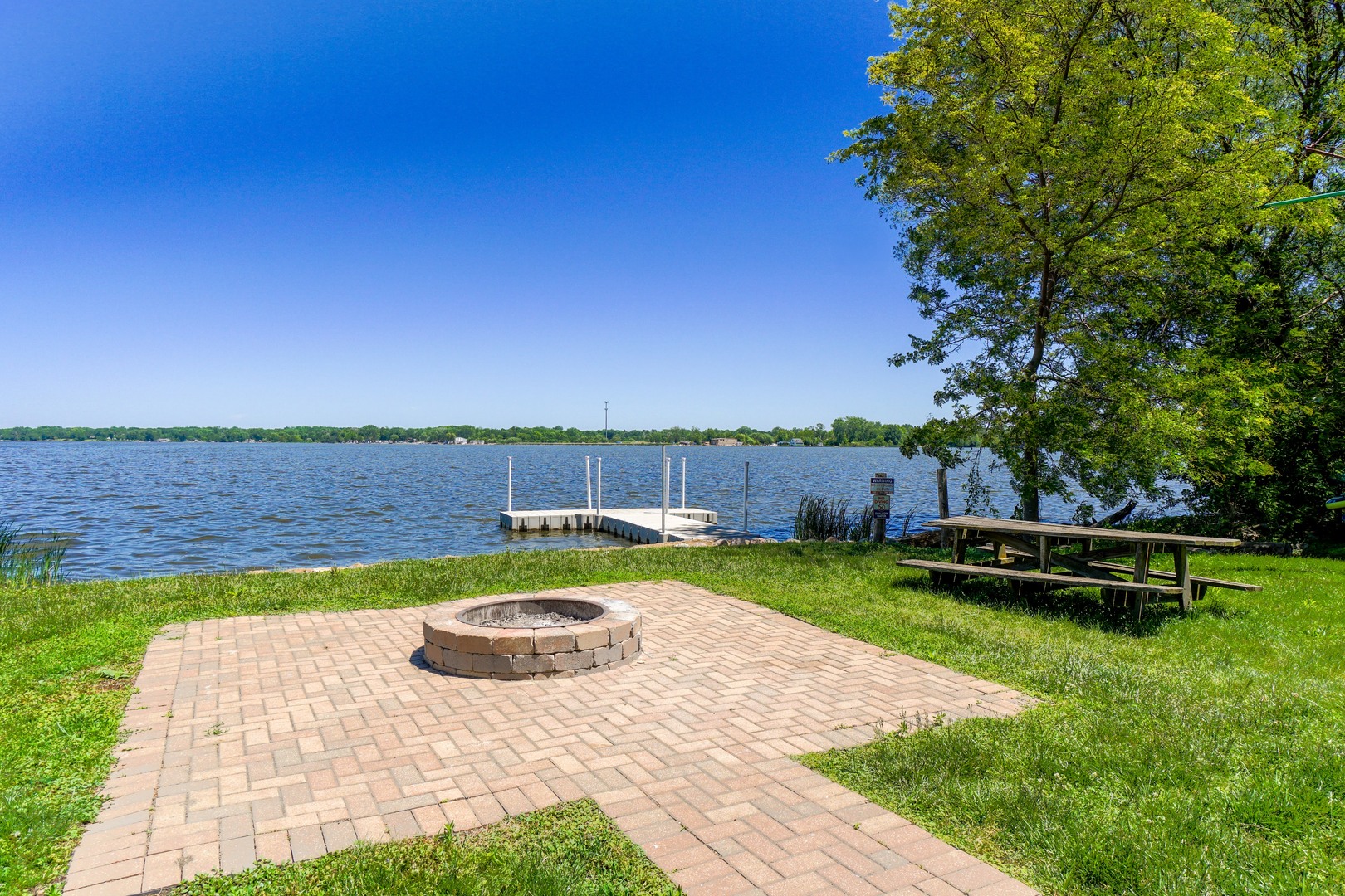27717 W Grass Lake Drive Property Photo 9