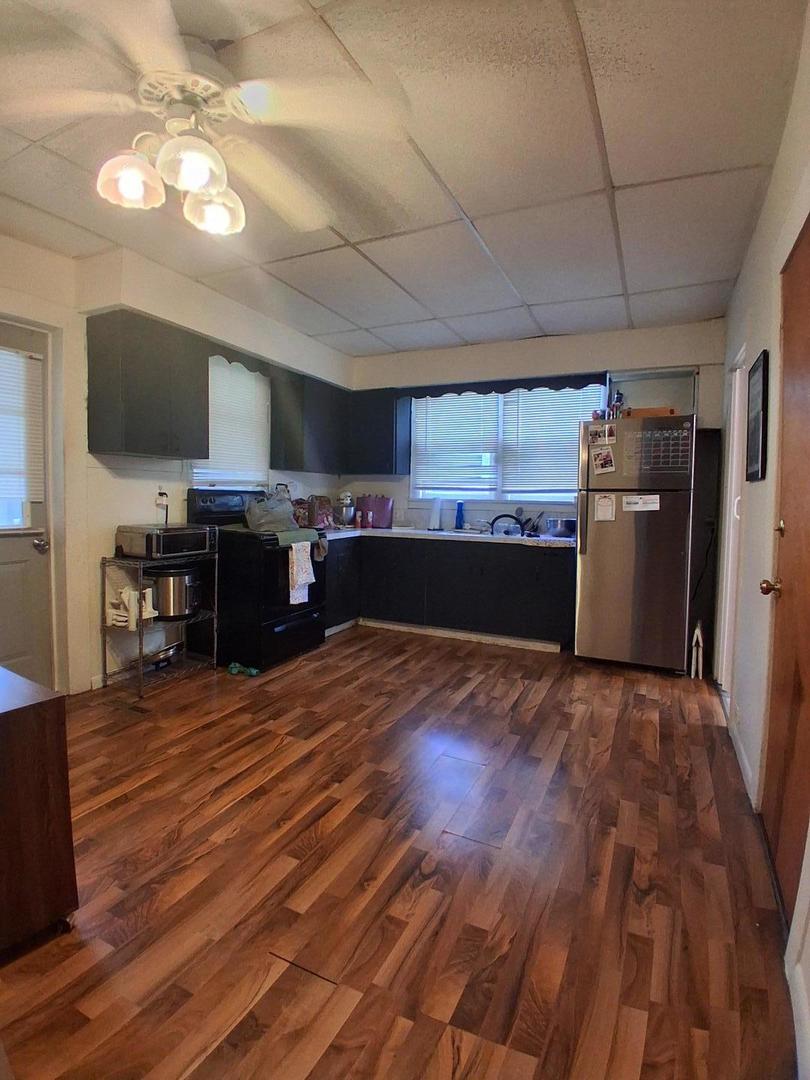 2736 5 1/2 Avenue Property Photo 5